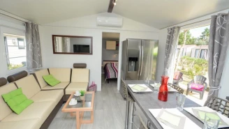 Domaine du Golfe de Saint Tropez 4*, Camping 4* à Grimaud (Var) - Location Mobil Home pour 6 personnes - Photo N°4