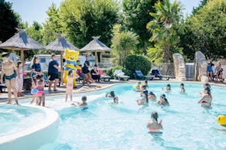 Camping L'Arbre d'Or 4*, Camping 4* à Parentis en Born (Landes) - Location Mobil Home pour 4 personnes - Photo N°19