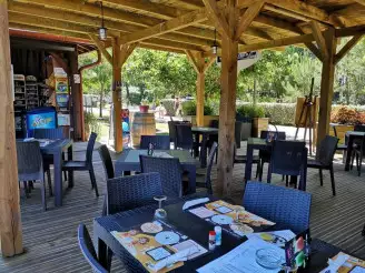 Camping Landes Océanes 4*, Camping 4* à Saint Michel Escalus (Landes) - Location Mobil Home pour 4 personnes - Photo N°11