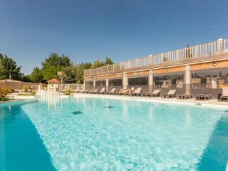 Camping La Barque 4*, Camping 4* à Saint Aygulf (Var) - Location Mobil Home pour 6 personnes - Photo N°11