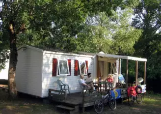 Camping Sen Yan 5*, Camping 5* à Mézos (Landes) - Location Mobil Home pour 6 personnes - Photo N°1