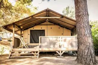Camping Olva 3*, Camping 3* à Sartène (Corse du Sud) - Location Tente équipée pour 5 personnes - Photo N°1