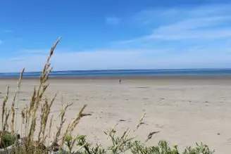 Camping Menez Bichen 3*, Camping 3* à Saint Nic (Finistère) - Location Mobil Home pour 5 personnes - Photo N°4