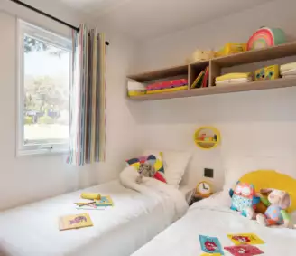 Camping Menez Bichen 3*, Camping 3* à Saint Nic (Finistère) - Location Mobil Home pour 5 personnes - Photo N°7
