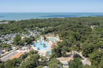 Camping Le Logis 3* Ze collection, Camping 3* à Saint Palais sur Mer (Charente Maritime) - Location Mobil Home pour 5 personnes - Photo N°8