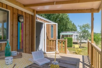 Camping Village de La Guyonnière 5*, Camping 5* à Saint Julien des Landes (Vendée) - Location Mobil Home pour 6 personnes - Photo N°5