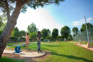 Camping le Jard 4*, Camping 4* à La Tranche sur Mer (Vendée) - Location Mobil Home pour 4 personnes - Photo N°4