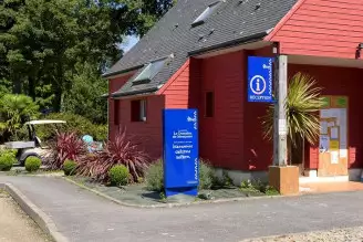 Camping Domaine de Mesqueau 3*, Camping 3* à Plougasnou (Finistère) - Location Mobil Home pour 6 personnes - Photo N°7