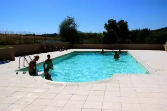 Camping Du Lac De Thésauque 3*, Camping 3* à Montgeard (Haute Garonne) - Location Chalet pour 4 personnes - Photo N°2