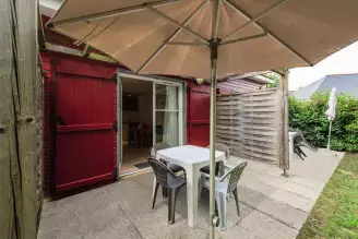 Le Domaine du Golf 3*, Camping 3* à Saumur (Maine et Loire) - Location Chalet pour 3 personnes - Photo N°3