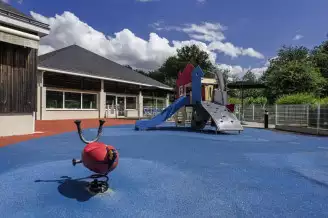 Le Domaine du Golf 3*, Camping 3* à Saumur (Maine et Loire) - Location Chalet pour 3 personnes - Photo N°15
