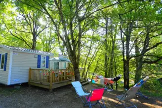 Camping de la Paille Basse 5*, Camping 5* à Souillac (Lot) - Location Mobil Home pour 4 personnes - Photo N°1