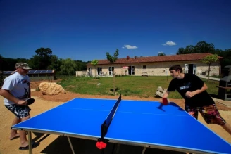 Domaine les Hameaux de Pomette 3*, Camping 3* à Cazals (Lot) - Location Chalet pour 4 personnes - Photo N°16