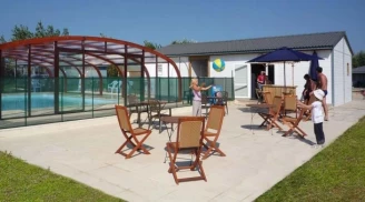 Les Hameaux des Marines 3*, Camping 3* à Saint Denis d'Oléron (Charente Maritime) - Location Chalet pour 6 personnes - Photo N°9