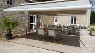 Camping Le Lizot 3*, Camping 3* à Saint Mandé sur Brédoire (Charente Maritime) - Location Mobil Home pour 4 personnes - Photo N°1