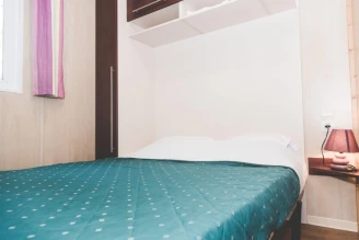 Moncontour Active Park 3*, Camping 3* à Moncontour (Vienne) - Location Chalet pour 6 personnes - Photo N°4