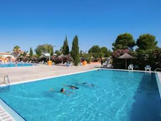 Camping Les Tropiques 4*, Camping 4* à Torreilles (Pyrénées Orientales) - Location Mobil Home pour 10 personnes - Photo N°14