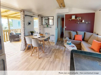 Camping Bonne Anse Plage 4*, Camping 4* à La Palmyre (Charente Maritime) - Location Mobil Home pour 8 personnes - Photo N°2