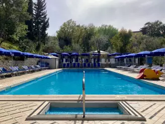 Villaggio Santa Fortunata 4*, Camping 4* à Sorrento (Naples) - Location Bungalow pour 2 personnes - Photo N°3