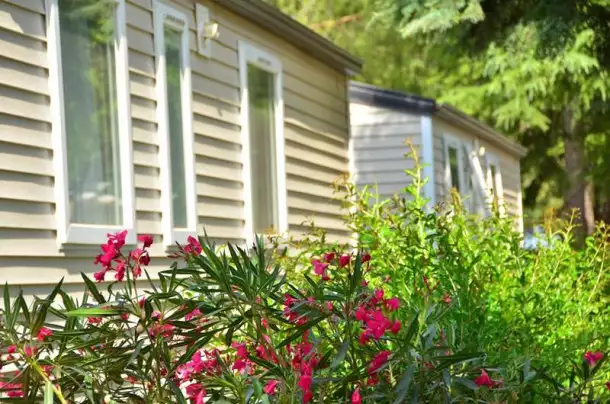 Camping Bon Port 4* , Camping 4* à Lunel (Hérault) - Location Mobil Home pour 5 personnes - Photo N°3