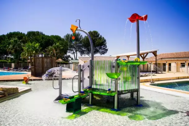 Camping Bon Port 4* , Camping 4* à Lunel (Hérault) - Location Mobil Home pour 5 personnes - Photo N°12