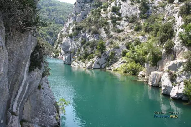 Camping La Bergerie Plage 4*, Camping 4* à Hyères (Var) - Location Mobil Home pour 4 personnes - Photo N°3