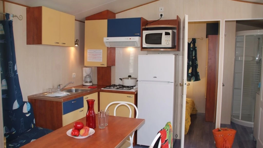 Camping La Prairie 3*, Camping 3* à Le Muy (Var) - Location Mobil Home pour 6 personnes - Photo N°3