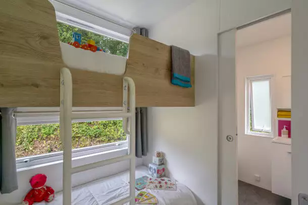 Camping Village de La Guyonnière 5*, Camping 5* à Saint Julien des Landes (Vendée) - Location Mobil Home pour 6 personnes - Photo N°7