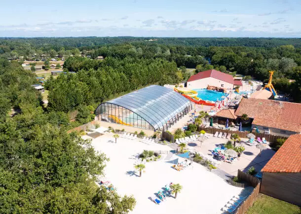 Camping Village de La Guyonnière 5*, Camping 5* à Saint Julien des Landes (Vendée) - Location Mobil Home pour 6 personnes - Photo N°11