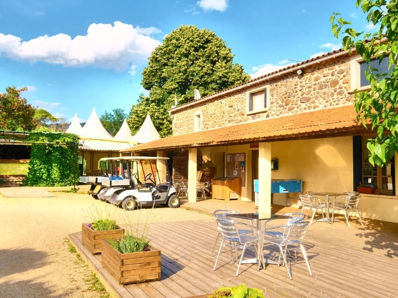 Ludo Camping 3*, Camping 3* à Lussas (Ardèche) - Location Mobil Home pour 6 personnes - Photo N°18