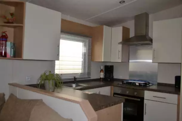 Camping Parc Valrose 4*, Camping 4* à La Londe les Maures (Var) - Location Mobil Home pour 5 personnes - Photo N°7