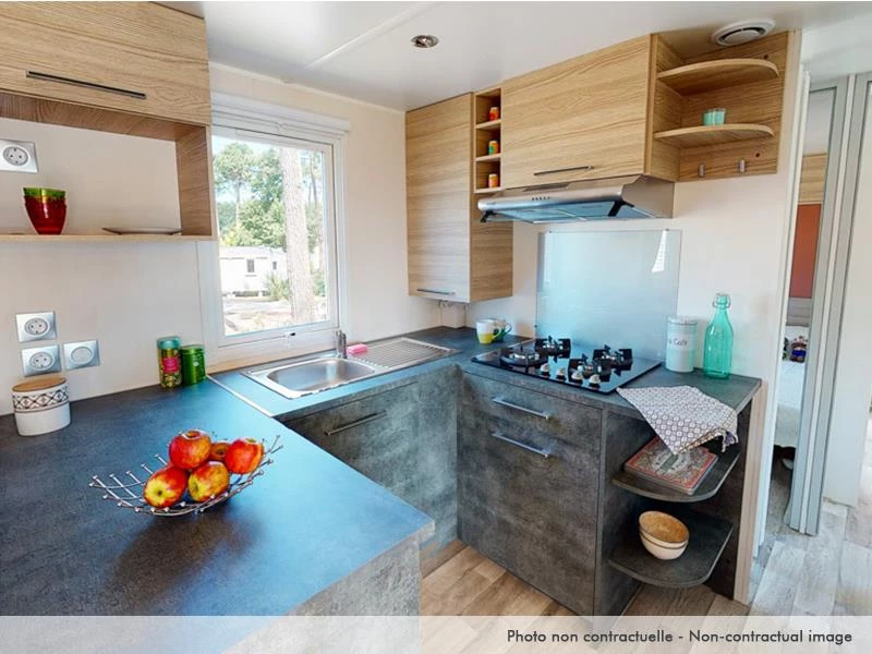 Camping La Pignade 4*, Camping 4* à Ronce les Bains (Charente Maritime) - Location Mobil Home pour 8 personnes - Photo N°6
