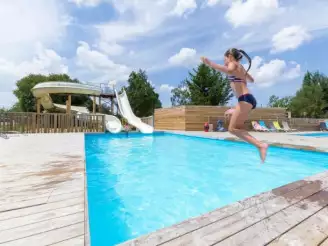  Camping La Fresnerie 4*, Camping 4* à Saint Gervais (Vendée) - Location Mobil Home pour 4 personnes - Photo N°5