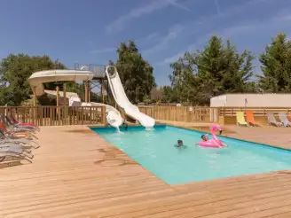  Camping La Fresnerie 4*, Camping 4* à Saint Gervais (Vendée) - Location Mobil Home pour 4 personnes - Photo N°10
