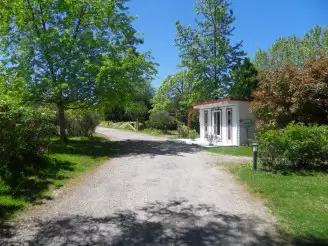 Camping Etche Zahar 3*, Camping 3* à Urt (Pyrénées Atlantiques) - Location Tente équipée pour 4 personnes - Photo N°7