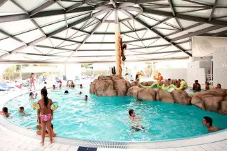 Camping Bel Air 4*, Camping 4* à L'Aiguillon sur Mer (Vendée) - Location Mobil Home pour 5 personnes - Photo N°3