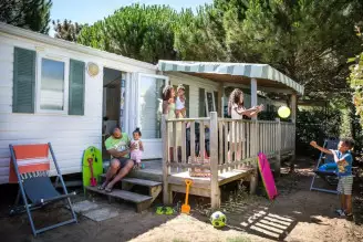 Camping Bel Air 4*, Camping 4* à L'Aiguillon sur Mer (Vendée) - Location Mobil Home pour 5 personnes - Photo N°1