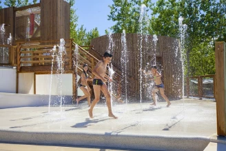 Camping Blue Bayou 5* Ze collection, Camping 5* à Vendres Plage (Hérault) - Location Mobil Home pour 4 personnes - Photo N°14