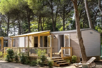 Camping Blue Bayou 5* Ze collection, Camping 5* à Vendres Plage (Hérault) - Location Mobil Home pour 4 personnes - Photo N°1