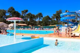 Camping Côté Ô La Palmyre 4*, Camping 4* à La Palmyre (Charente Maritime) - Location Mobil Home pour 4 personnes - Photo N°6