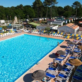 Camping Côté Ô La Palmyre 4*, Camping 4* à La Palmyre (Charente Maritime) - Location Mobil Home pour 4 personnes - Photo N°9