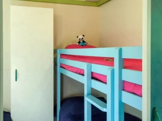 Camping Les Gorges du Chambon 4*, Camping 4* à Eymouthiers (Charente) - Location Chalet pour 5 personnes - Photo N°7