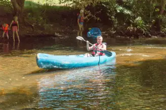 Camping Les Gorges du Chambon 4*, Camping 4* à Eymouthiers (Charente) - Location Chalet pour 5 personnes - Photo N°19