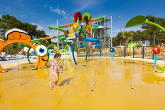 Camping Médoc Plage 4* Ze collection, Camping 4* à Vendays Montalivet (Gironde) - Location Mobil Home pour 5 personnes - Photo N°6