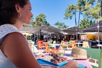 Camping Médoc Plage 4* Ze collection, Camping 4* à Vendays Montalivet (Gironde) - Location Mobil Home pour 5 personnes - Photo N°11
