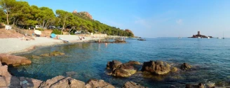 Camping Plage du Dramont 4*, Camping 4* à Agay (Var) - Location Chalet pour 5 personnes - Photo N°11