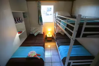 Camping Plage du Dramont 4*, Camping 4* à Agay (Var) - Location Chalet pour 5 personnes - Photo N°20