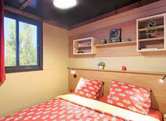 Camping Site de Gorge Vent 3*, Camping 3* à Fréjus (Var) - Location Bungalow pour 5 personnes - Photo N°5