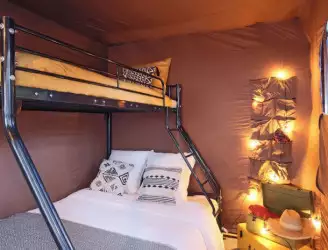 Camping Site de Gorge Vent 3*, Camping 3* à Fréjus (Var) - Location Bungalow pour 5 personnes - Photo N°6