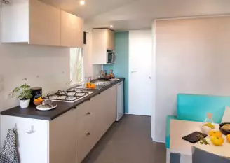 Camping Site de Gorge Vent 3*, Camping 3* à Fréjus (Var) - Location Mobil Home pour 4 personnes - Photo N°4
